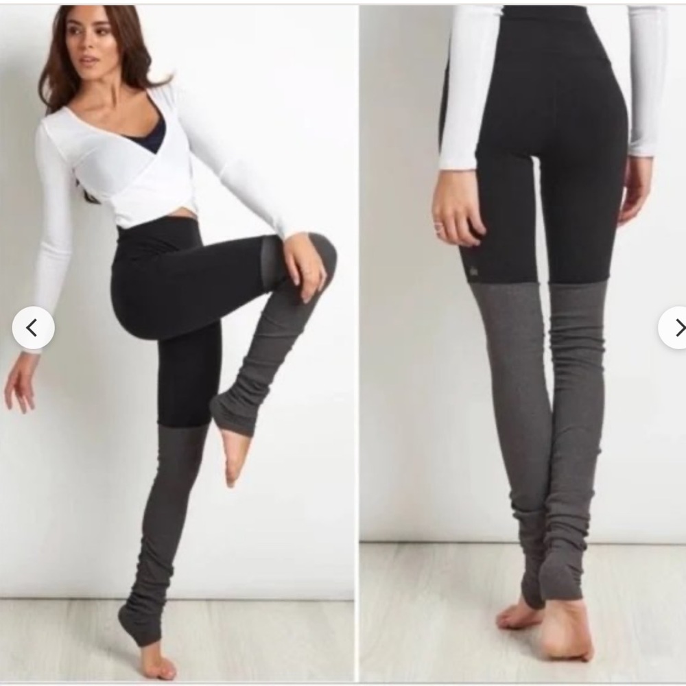 ALO Yoga Black & Gray Two-Tone Ribbed Leggings